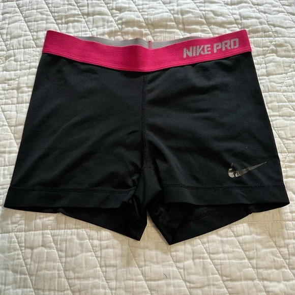 Nike pro shorts - Picture 1 of 5